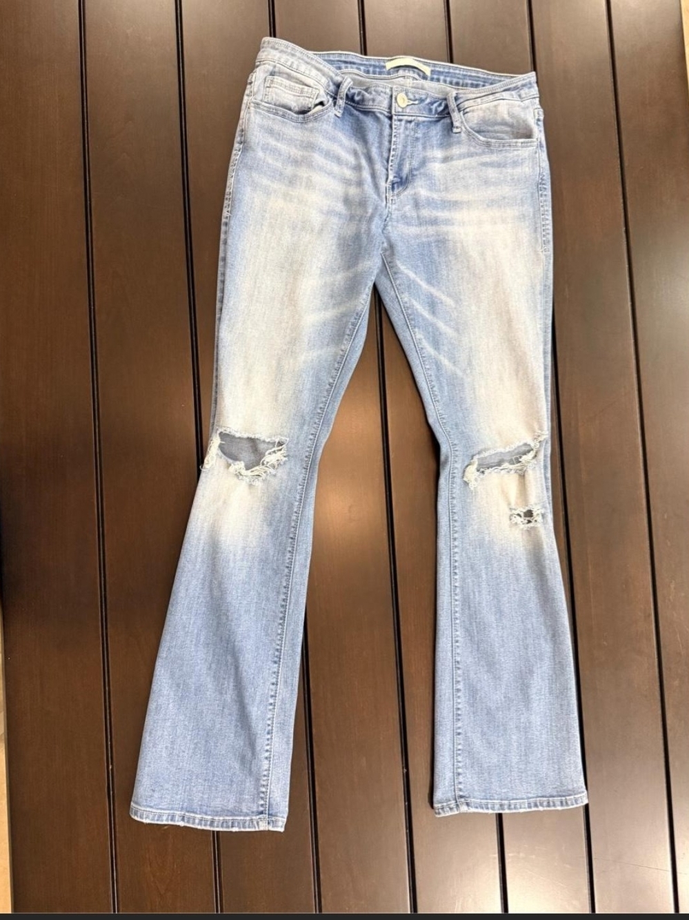 Buckle Light Blue Distressed Women's Jeans - Classic Ripped Knee Daytrip 30L